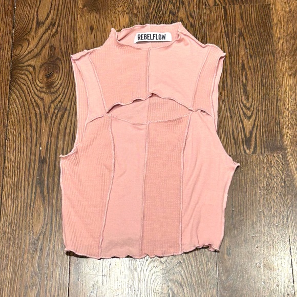 Rebelflow Pink Ribbed Cutout Tank Top - Picture 3 of 9